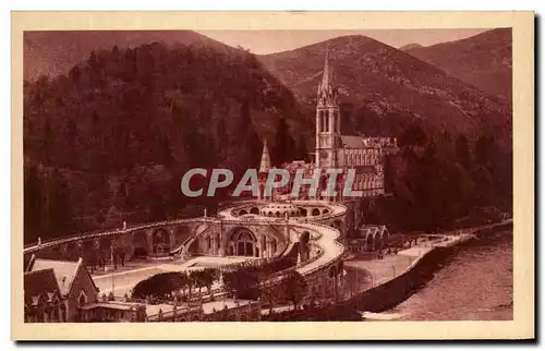 Cartes postales Lourdes Vue d&#39ensemble sur la Basilique