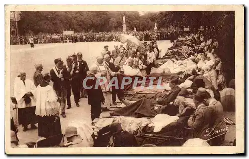 Cartes postales Lourdes Benediction des Malades