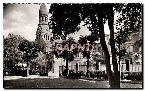 Cartes postales Enghien Les Bains L'Eglise Prise Du Jardin De La Mairie