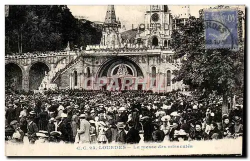 Cartes postales Lourdes La messe des miracules