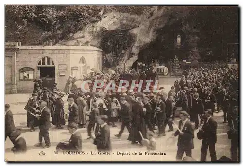 Ansichtskarte AK Lourdes La grotte Depart de la procession