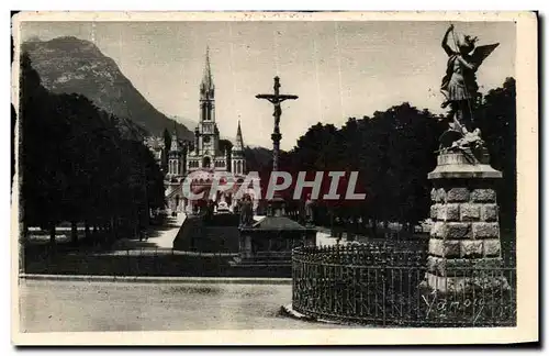 Cartes postales Lourdes Le Basilique