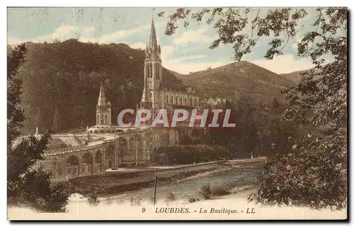 Cartes postales Lourdes La Basilique