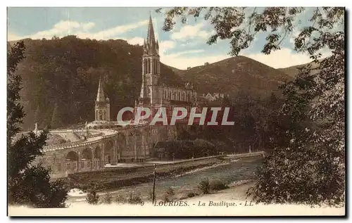 Cartes postales Lourdes La Basilique