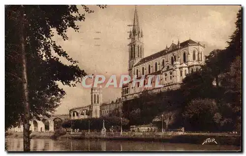 Cartes postales Lourdes La Basilique vue prise du Gave