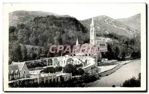 Cartes postales Lourdes Vue d&#39ensemble de la Basilique