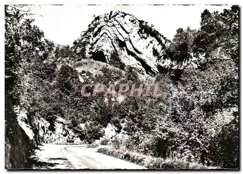 Cartes postales moderne Route de Saint Claude a la Faucille Le Chapeau de Gendarme