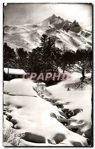 Ansichtskarte AK L&#39Auvergne Le Mont Dore Sancy sous la Neige Sports d&#39Hiver Vallee de la Dordogne et massif
