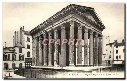 Cartes postales Vienne Temple d'Auguste et de Livie