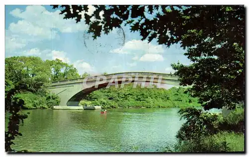 Ansichtskarte AK Genesee Valley Park Rochester New York The Beautiful Genesee River And The Historic