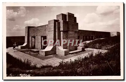 Ansichtskarte AK Thiaumont pres Douaumont Monument de la Tranchee des Baionnettes