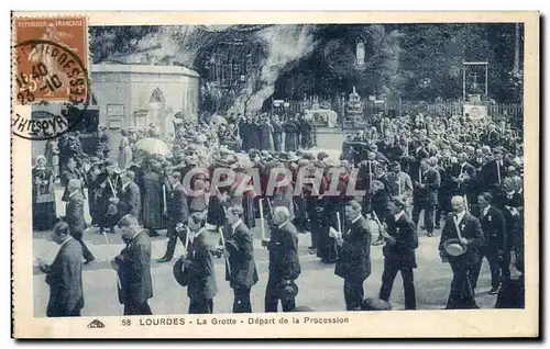 Cartes postales Lourdes La Grotte Depart de la Procession