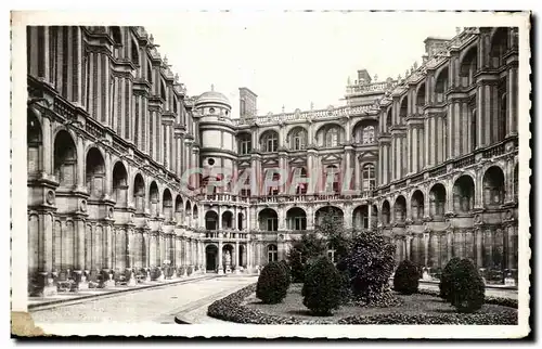 Cartes postales Saint Germaim En Laye Le Chateau Cour Interieure