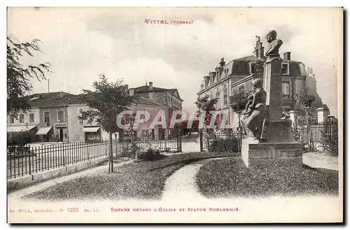 Cartes postales Vittel Square Devant L'Eglise Et Statue Bouloumie