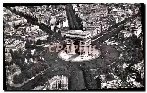 Cartes postales En Avion Sur Paris La place et l'arc de triomphe de l'Etolle A droite l'avenue des Cham