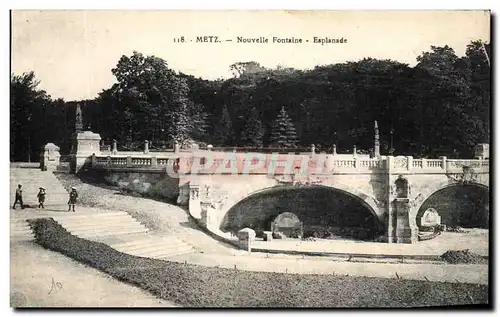 Cartes postales Metz Nouvelle Fontaine Esplanade
