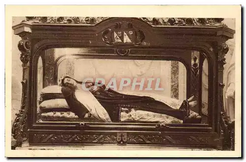 Cartes postales Lisieux Sainte Therese de l&#39enfant Jesus dans sa chasse