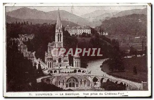 Cartes postales Lourdes La Basilique Vue prise du Chateau Fort