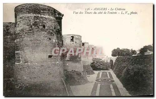 Ansichtskarte AK Angers Le Chateau Vue des Tours du Cote l&#39Entree