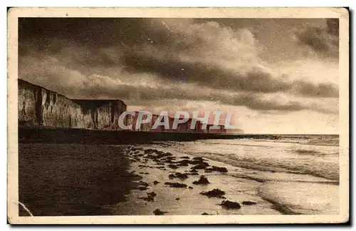 Cartes postales Ault Onival Les Falaises et la Plage