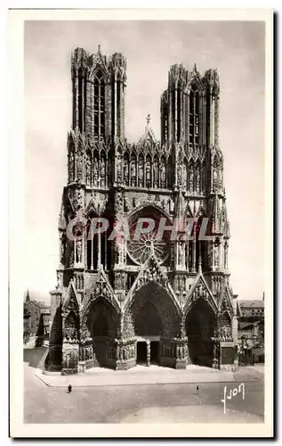 Cartes postales Reims La Cathedrale