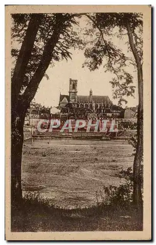 Ansichtskarte AK Nevers La Cathedrale Vue a Travers les Acacias