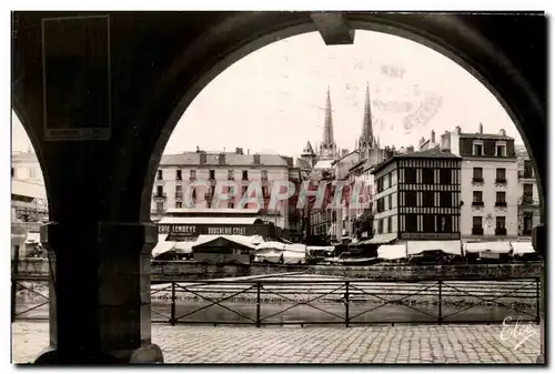 Ansichtskarte AK Bayonne Quais de la Nive et fleches de la Cathedrale