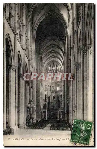 Cartes postales Amiens La Cathedrale La Nef