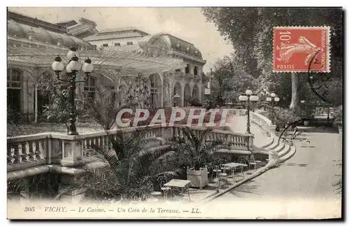 Cartes postales Vichy Le Casino Un Coin de la Tersrasse