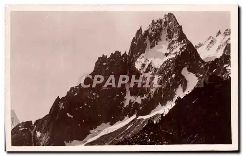 Cartes postales Les Grands Charmoz et le Montanvert