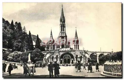 Cartes postales Lourdes La Basilique Entree du Rosaire