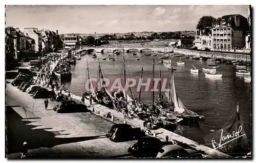 Cartes postales moderne La Baule La Cote d&#39Amour Vue Generale du Port de La Baule et Du Pouliguen Bateaux