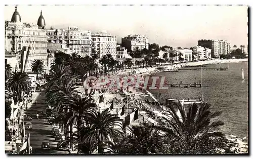 Cartes postales La Cote D&#39Azur Cannes La Croisette