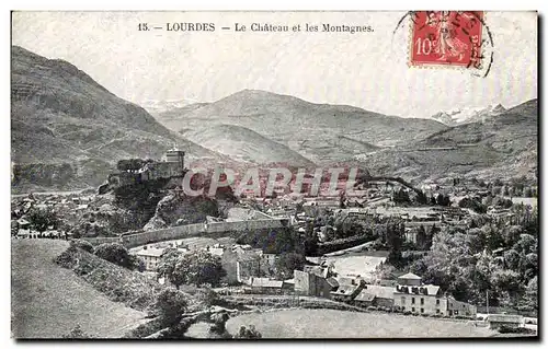 Ansichtskarte AK Lourdes Le Chateau et les Montagnes