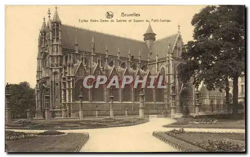 Cartes postales Bruxelles Eglise Notre Dame Du Sabion Et Square Du Petit Sablon