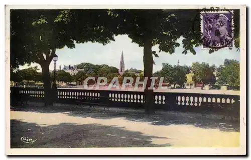 Cartes postales Niort Deux Sevres La Place de la Breche vue des Jardins