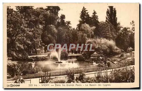 Cartes postales Vichy Dans Les Grands Parcs Le Bassin Des Cygnes