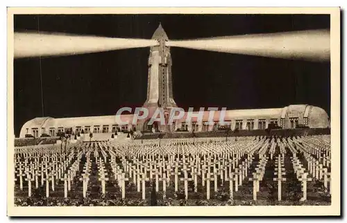 Cartes postales Cimetiere National de Douaumont Effet de Nuit Militaria