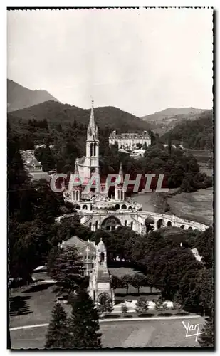 Cartes postales Lourdes le Basilique vue du Chateau Fort