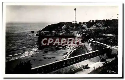 Cartes postales Biarritz Un Join Coin vers le phare