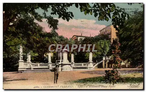 Cartes postales Clermont Ferrand Square et Monument Blaisse Pascal