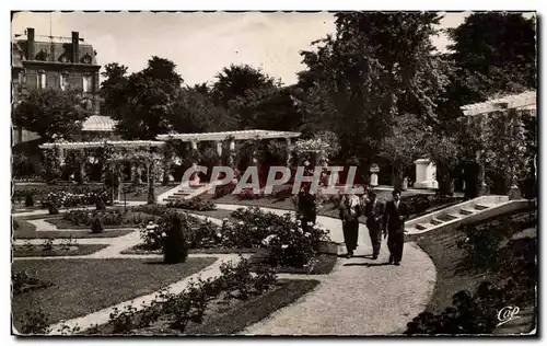 Ansichtskarte AK Clermont Ferrand Jardin des Plantes La Roseraie