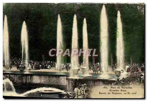 Cartes postales Parc de Versailles Grandes Eaux Bassin de Neptune vu de cote