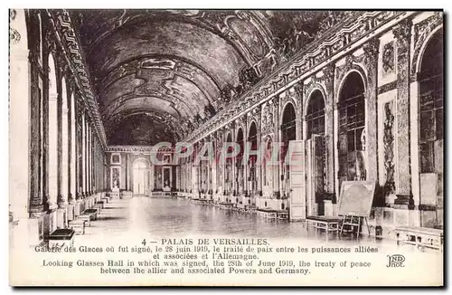 Cartes postales Palais De Versailles Galerie Des Glaces Ou Fut Signe Le Traite De Paix Entre Les Puissances Alli