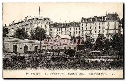 Ansichtskarte AK Vittel Les Grands Hotels Et l&#39embouteillage