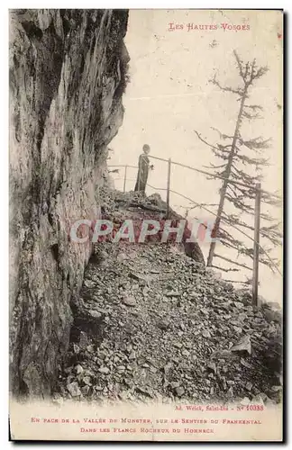 Ansichtskarte AK En face De La Vallee De Munster Sur Le Sentier Du Frankental Dans les flancs rocheux du Hohneck