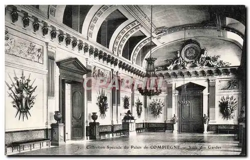 Cartes postales Palais de Complegne Salon des Gardes