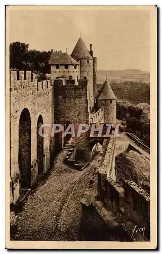 Cartes postales Carcassonne Le Cite Les machicoulis et la Porte du Senechal