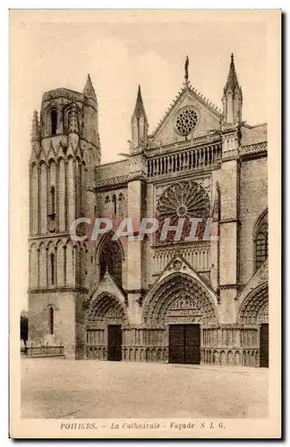 Cartes postales Poitiers La Cathedrale Facade