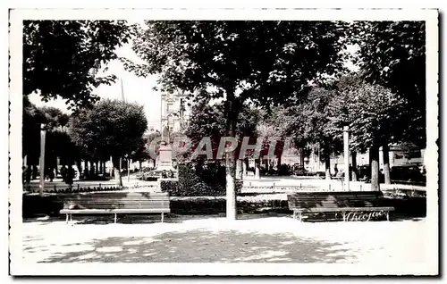 Ansichtskarte AK Limoges Le Square Jourdan